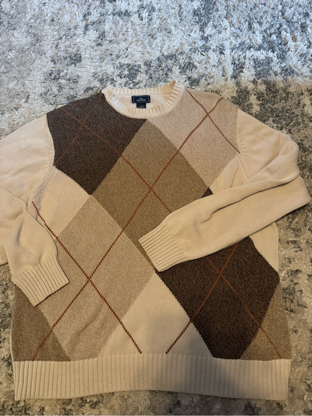 Dockers Men's Beige and Brown Argyle Crewneck Sweater